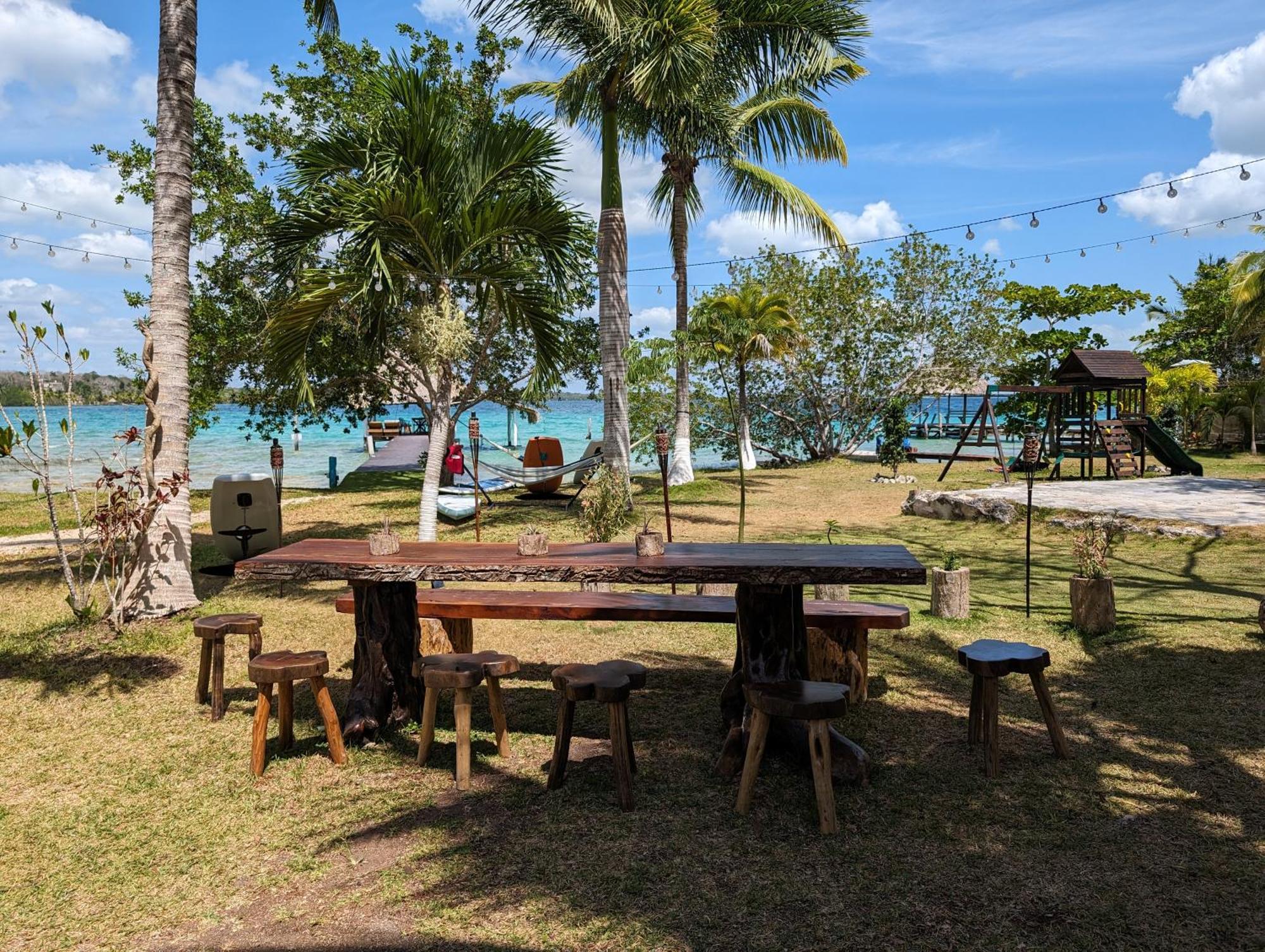 Hermosa Cabaña Caribeña en la Laguna de Bacalar Exterior foto